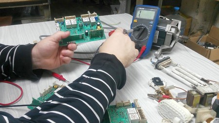 Ремонт электронного модуля стиральной машины